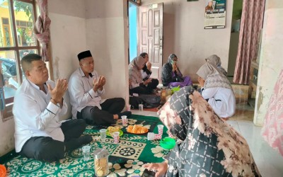 Silaturahmi ke Ustadzah Devi